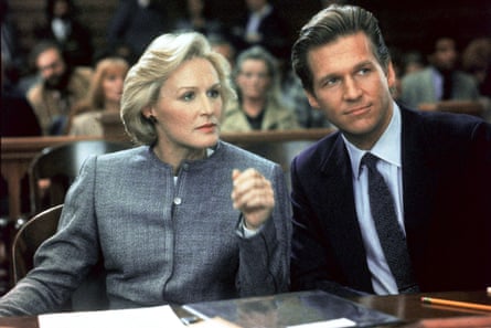 Neo-noir trailblazer … Glenn Close and Jeff Bridges in Jagged Edge, 1985.