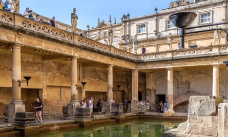 Les thermes romains de Bath, où des