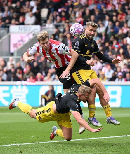 Manchester United’s Matthijs de Ligt (falling) and Luke Shaw (right) struggle to deal with Brentford’s Nathan Collins during last Saturday’s defeat