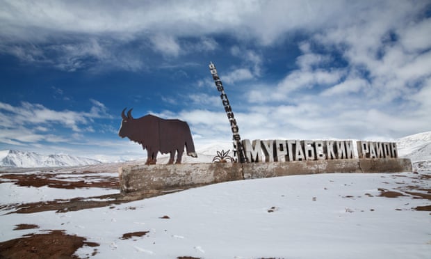 The welcome sign to GBAO province, ‘the roof of the world’