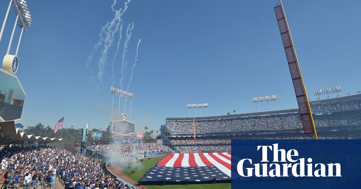 Nezza sings national anthem in Spanish at Dodgers as protest against immigration raids