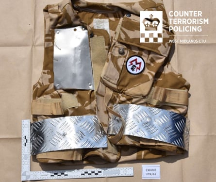 Vaughn Dolphin’s homemade body armour