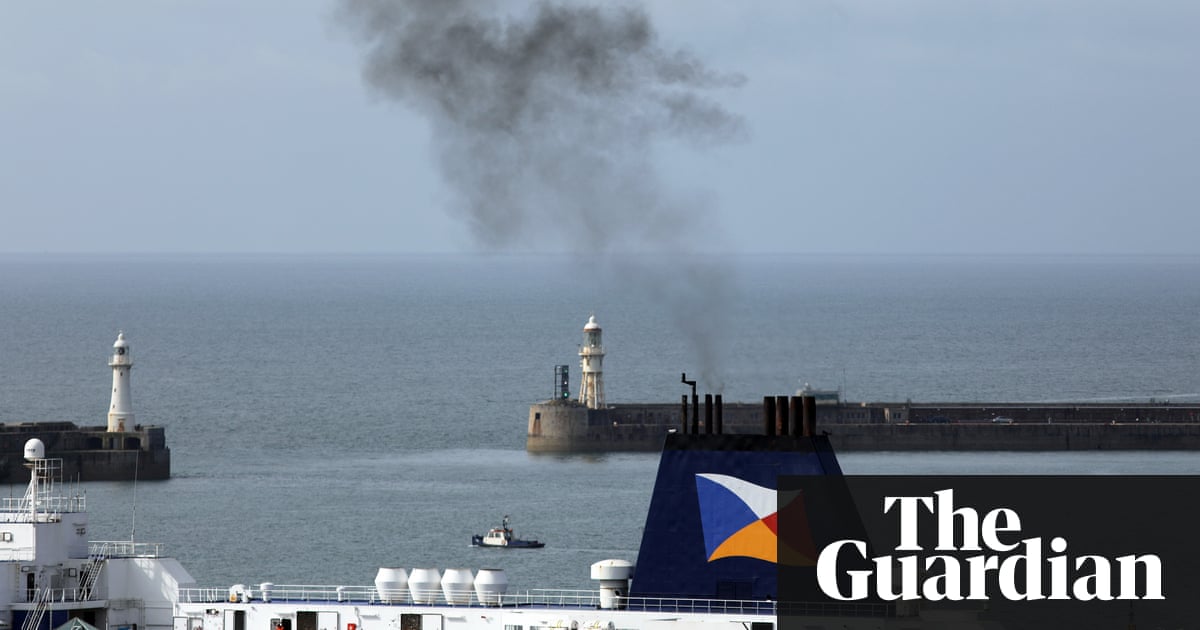 Carbon dioxide from ships at sea to be regulated for first time | Environment | The Guardian