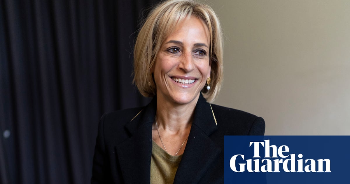 Emily Maitlis back on Newsnight in wake of Cummings row