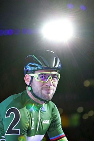 Crowd-favourite, and eventual runner-up, Mark Cavendish presented to the crowd on the fifth night of the London Six-Day
