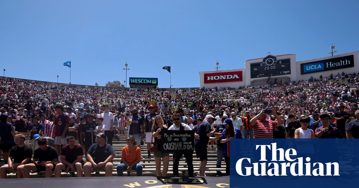 Fifa partners with Saudi Arabia and pledges $1bn to fund football infrastructure