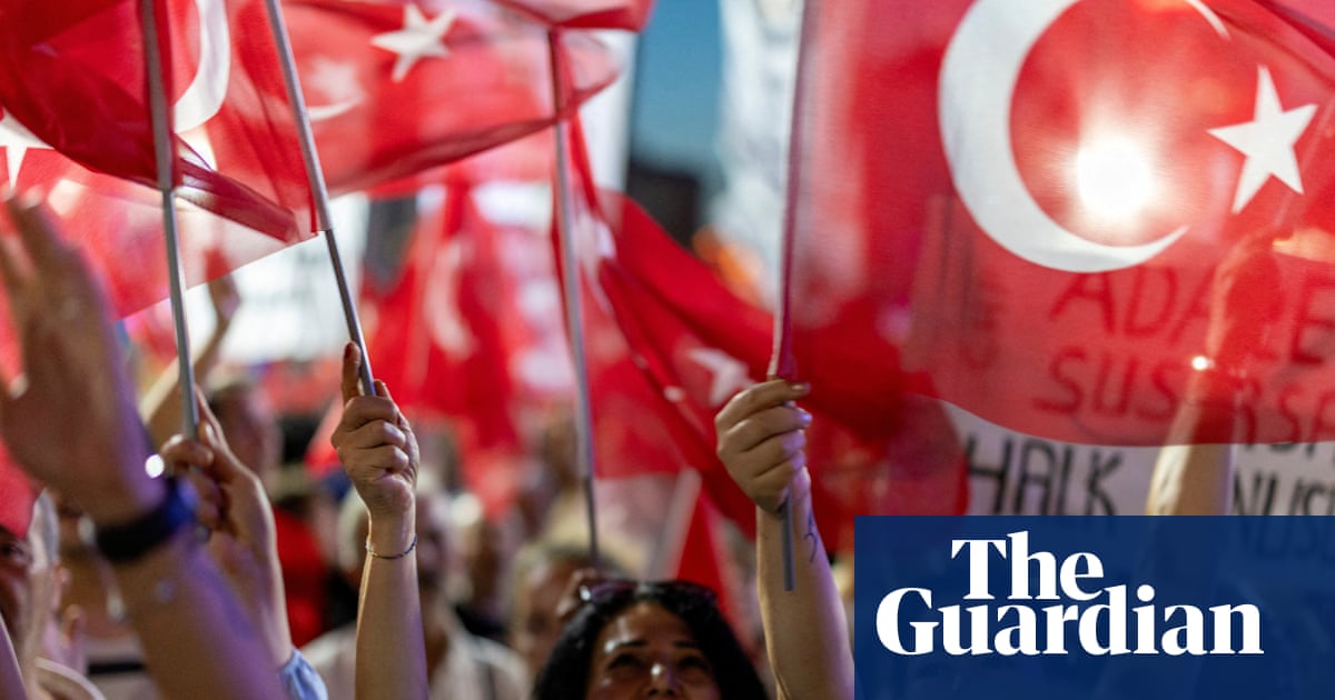 Turkish mayor detained in corruption probe as opposition faces crackdown