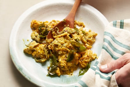 O Tama Carey’s turmeric and curry leaf scrambled eggs