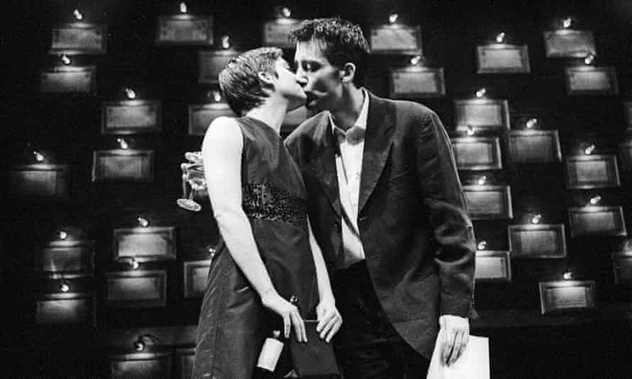 'We got great reviews, but we had walkouts, too' … Liza Walker as Alice and Clive Owen as Dan at the Cottesloe.