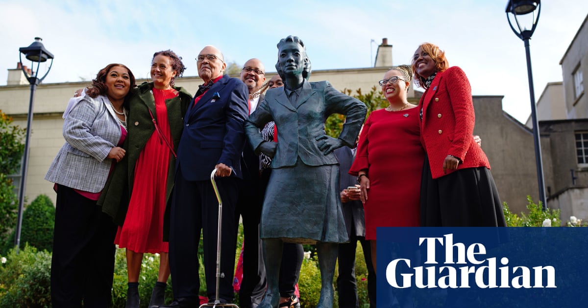 For ‘unrecognised black women’: statue of Henrietta Lacks unveiled in Bristol