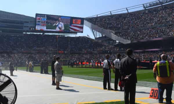 Soldier Field dwarfs SeatGeek Stadium Selv Om Chicago Fire vil slite med å fylle sine stands