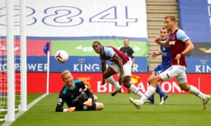 Michail Antonio watches his header go past the despairing Kasper Schmeichel to give West Ham the lead at Leicester