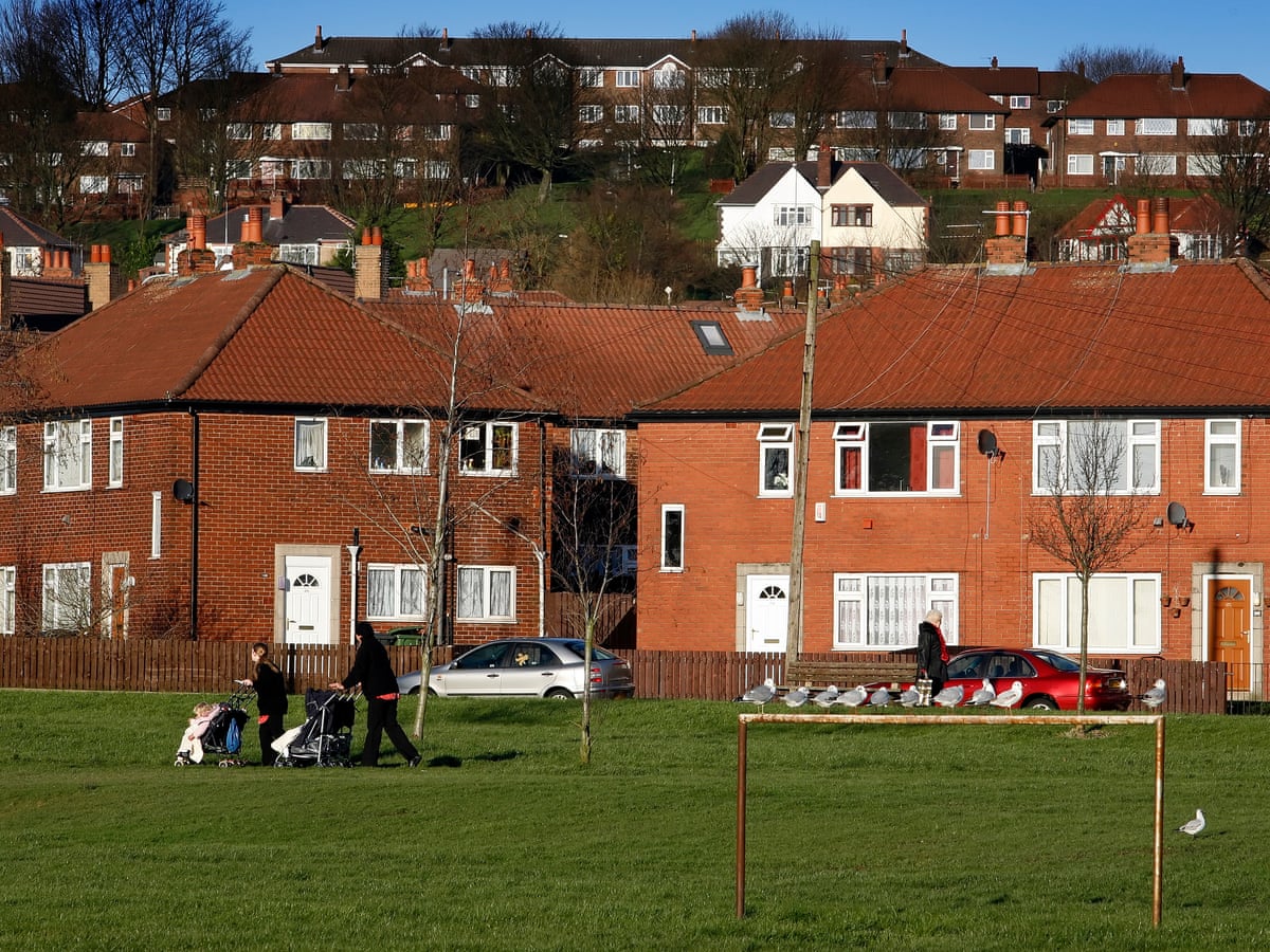 10 Poorest Places in The UK