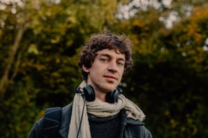 'When you slow birdsong down, you get an idea of the tapestry of what they're saying' - Cosmo Sheldrake