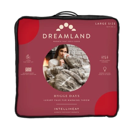 Dreamland Hygge Days Luxury Faux Fur Warming Throw in Alaska Husky Print.