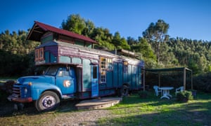 Conscious Earth - Portugal Host Unusual