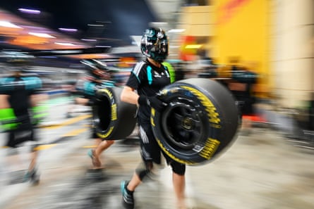 Mercedes AMG Petronas F1 Team pit unit successful action