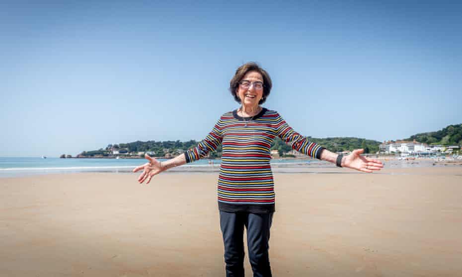 Irène Probstein on the beach in Jersey