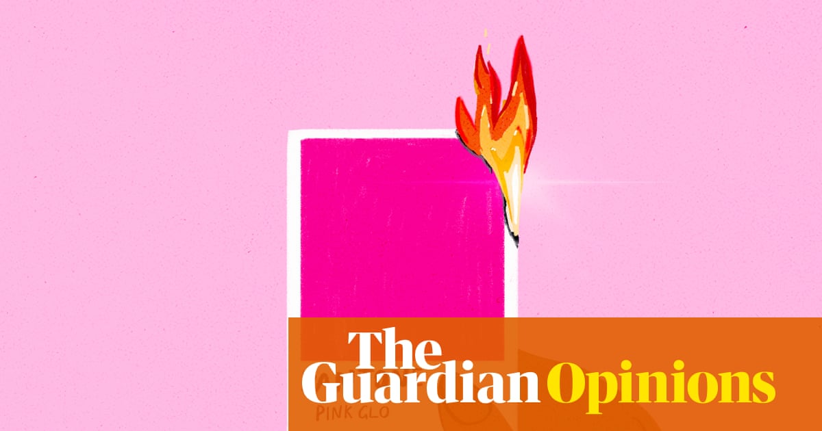 My petty gripe: Using pink to denote HARK, THIS BE A WOMAN' is beyond the power of my lady brain to comprehend