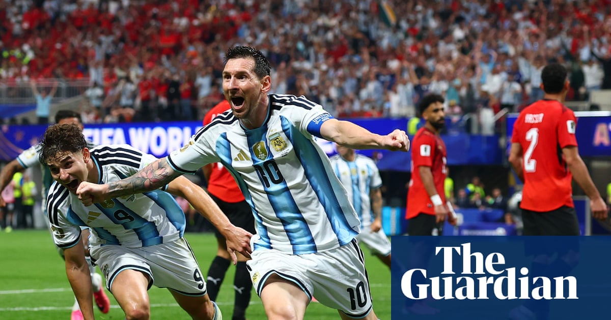 Argentina avert disaster with controversial late comeback | World Cup Daily – video
