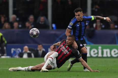 Lautaro Martinez is fouled by Malick Thiaw, who gets the first yellow card of the evening.