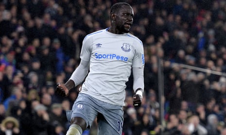 Oumar Niasse celebrates his goal during the Premier League match between Crystal Palace and Everton on Saturday.