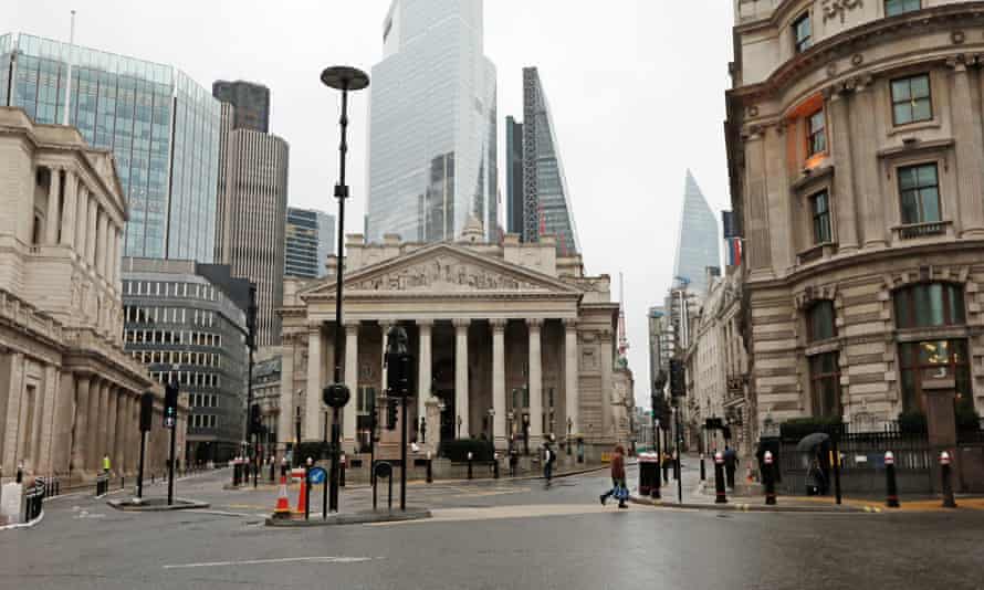 Ftse 100 Surges As City Guru Warns Of Stock Market Bubble Risk Stock Markets The Guardian Ftse 100 Surges As City Guru Warns Of Stock Market Bubble Risk Stock Markets The Guardian