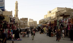 Un marché dans la capitale du Yémen, Sanaa, mars 2008