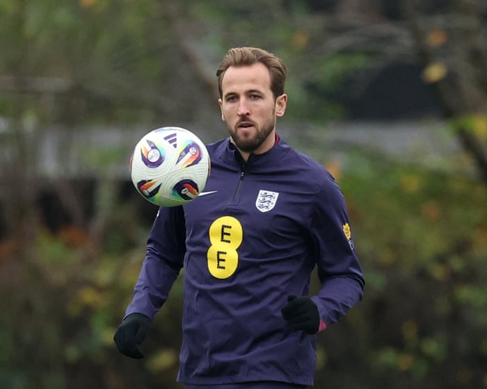Harry Kane closes on Pelé’s record but captain always puts England first