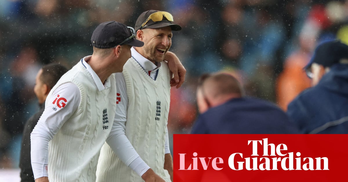 England v Pakistan: first men’s cricket Test, rain stops play on day one – live