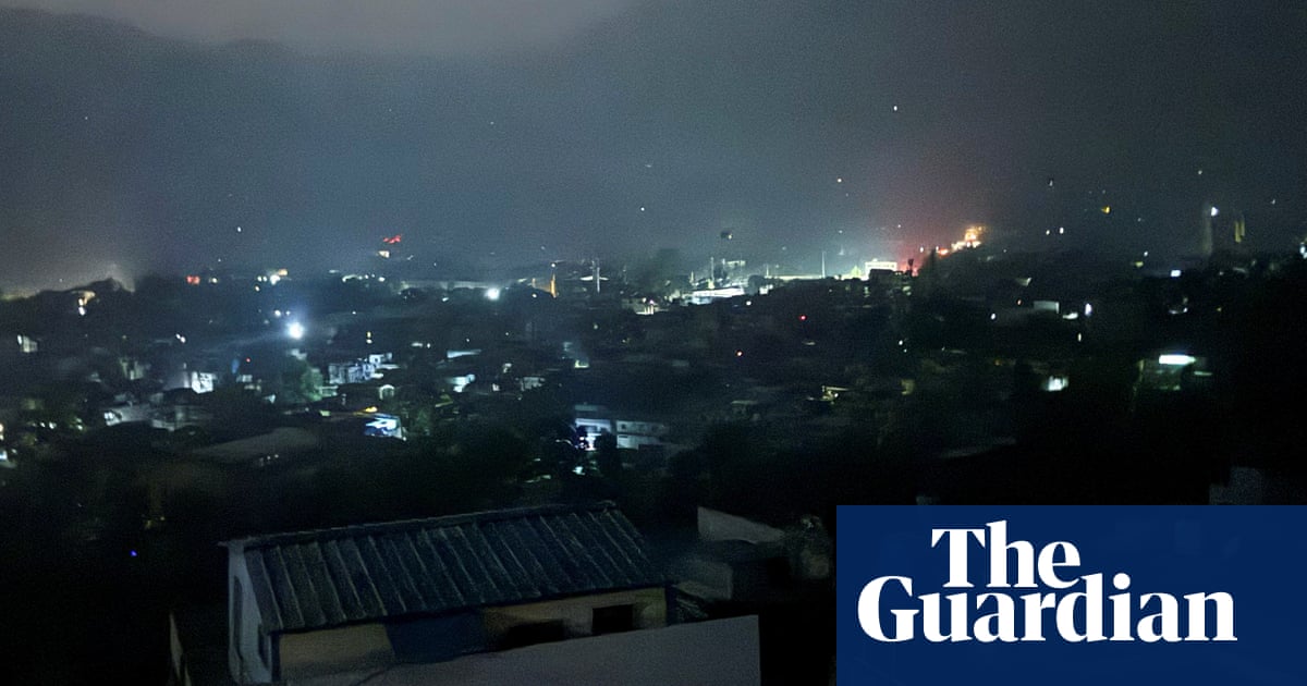 Pakistan vows to retaliate after wave of Indian missiles hits country
