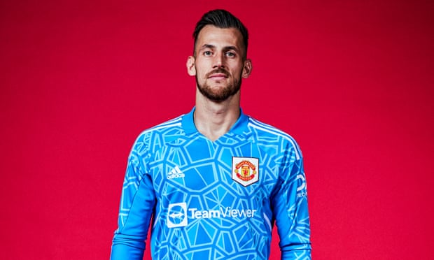 Martin Dubravka in a Manchester United shirt after joining on loan from Newcastle.