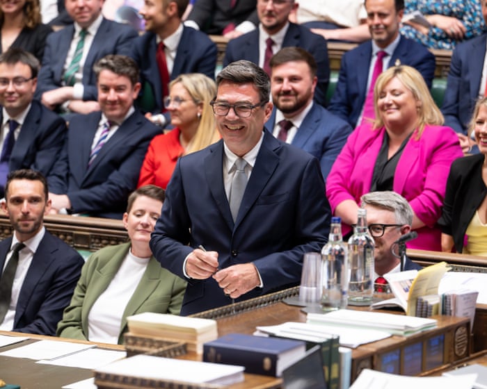 Burnham promises Labour MPs he will not use party discipline to ‘stifle debate’