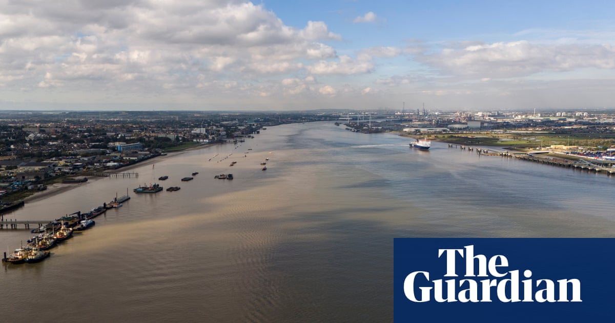 UK government pledges further 590m for delayed Lower Thames Crossing