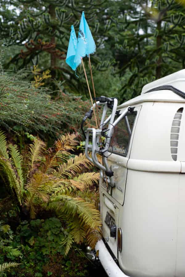 Camino to Cop26 flags on a vehicle