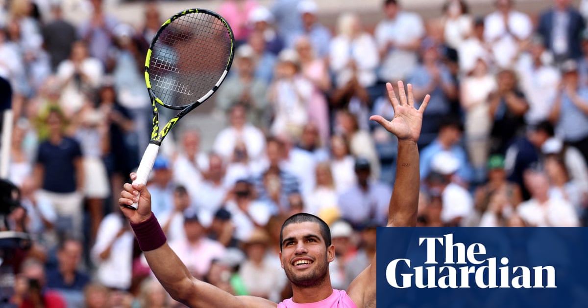 Carlos Alcaraz in cruise control at US Open with straight-sets win over Arthur Rinderknech