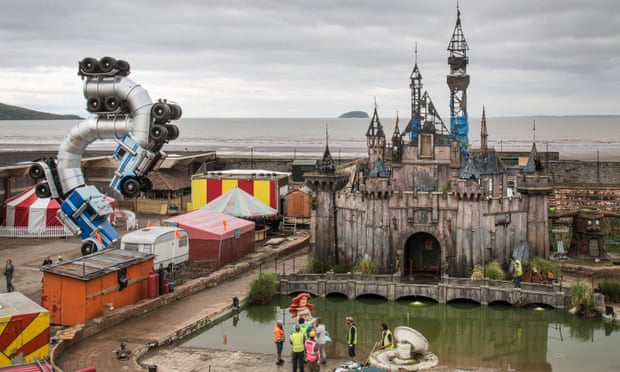 Taman rekreasi suram, Dismaland (The Guardian)