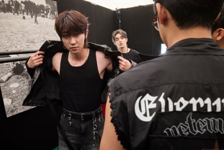 DK from SEVENTEEN backstage at the Pyramid.