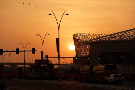 Coucher de soleil au stade Ahmed bin Ali à Al Rayyan.