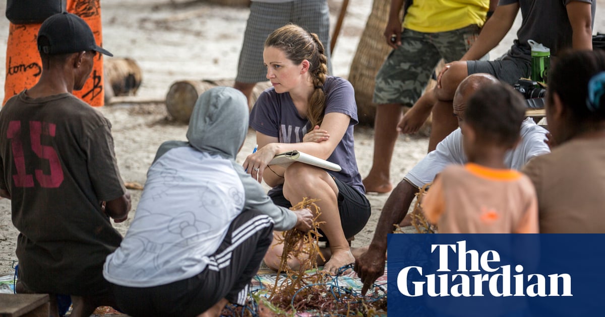Living in Indonesia's marine protected areas - in pictures