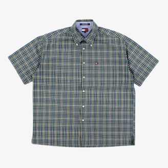 Tommy Hilfiger Camisa vintage de los años 90 Tommy Hilfiger de manga corta.