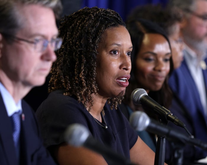 DC mayor Bowser signs order aligning city with Trump’s federal police takeover