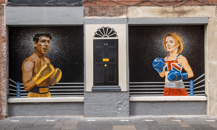 Conservative leadership bidMural on Hill Street in Belfast by Ciaran Gallagher Art, commissioned by local bar owner Willie Jack, showing conservative party candidates, Rishi Sunak and Liz Truss as two boxers about to fight it out to be the UK Prime Minister. Picture date: Tuesday August 16, 2022. PA Photo. Photo credit should read: Liam McBurney/PA Wire