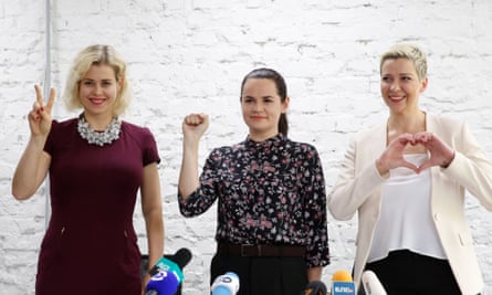 Svetlana Tikhanovskaya (centre), Veronika Tsepkalo (left), and Maria Kolesnikova (right)