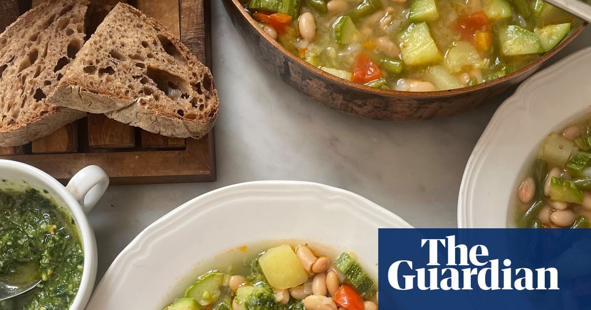 Rachel Roddy’s summer minestrone with pesto – recipe | A kitchen in Rome
