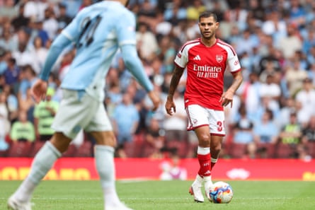 Bruno Guimarães on the ball against Manchester City
