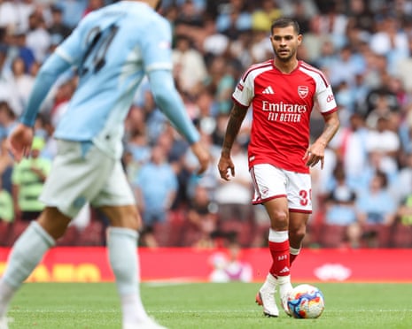 Arsenal’s Dominant Community Shield Win: Midfield Depth Sends Ominous Warning to City and Title Rivals Arsenal’s Dominant Community Shield Win: Midfield Depth Sends Ominous Warning to City and Title Rivals