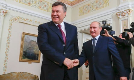 Viktor Yanukovych and Vladimir Putin in 2012.
