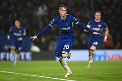 Cole Palmer of Chelsea celebrates after scoring the team’s first goal against Arsenal.