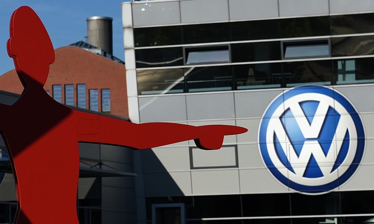 Volkswagen Confirms 4 3bn Payment Over Diesel Emissions Volkswagen Vw The Guardian